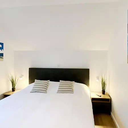 Schilfhaus 96b -